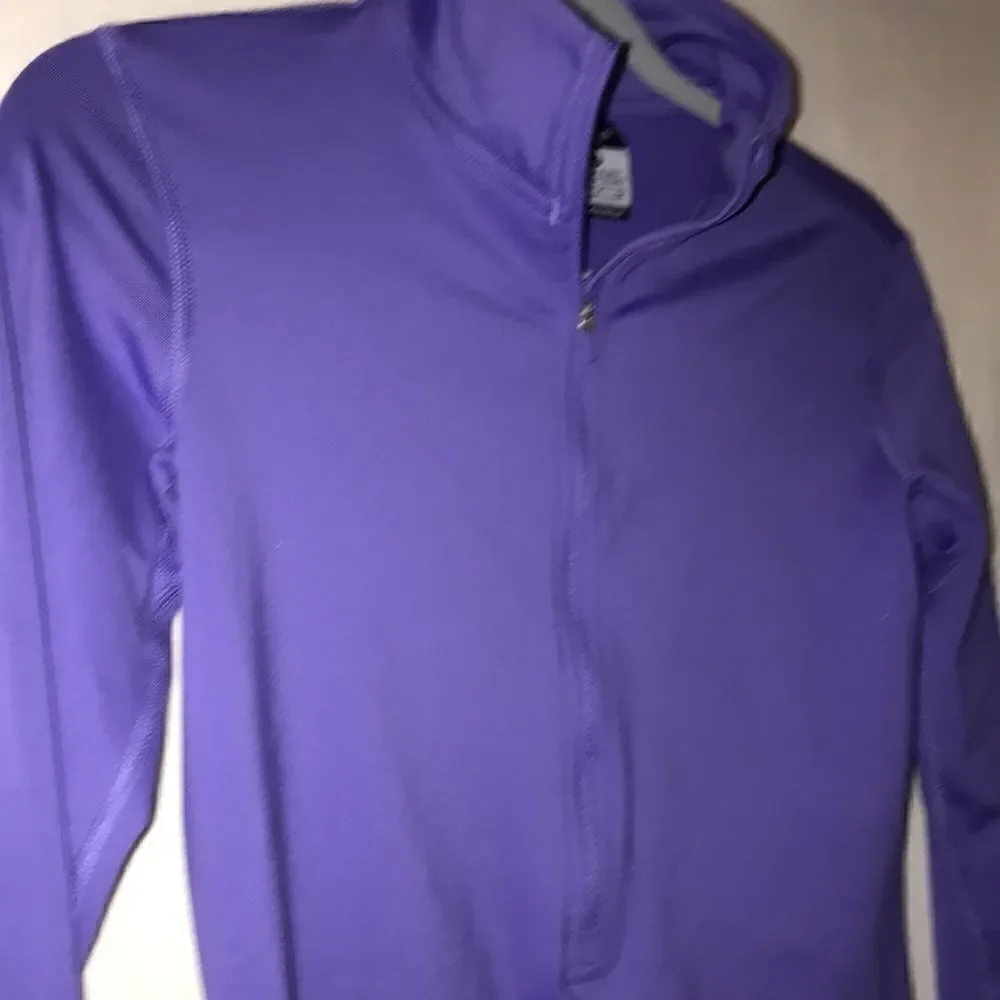 Nike Pro Dri-FIT Womens Quarter Zip Long Sleeve Mock Neck Purple Top Small